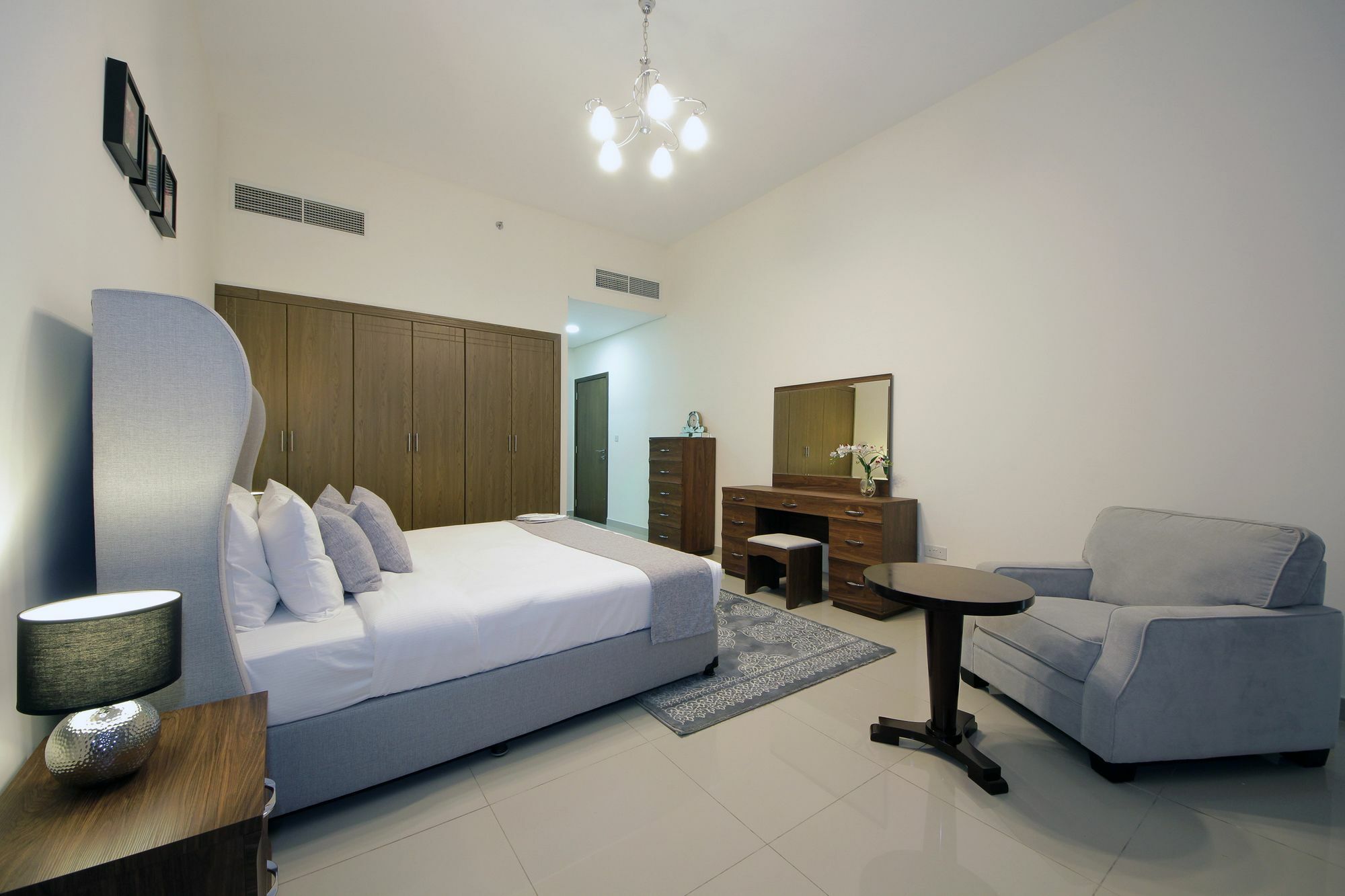 Spacious 2 Bedroom In Al Telal 11, Al Barsha 1 Dubai Exterior photo