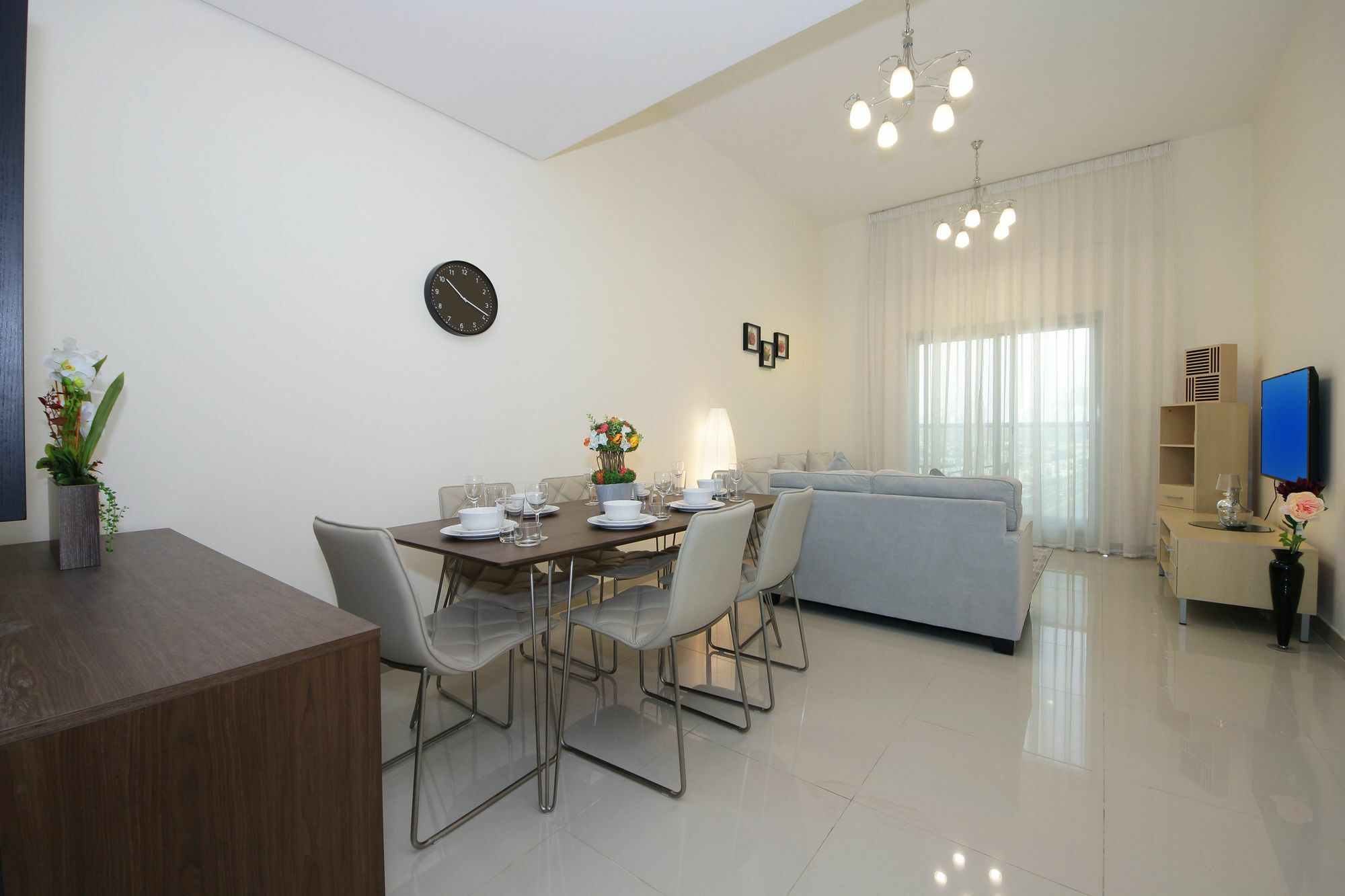 Spacious 2 Bedroom In Al Telal 11, Al Barsha 1 Dubai Exterior photo