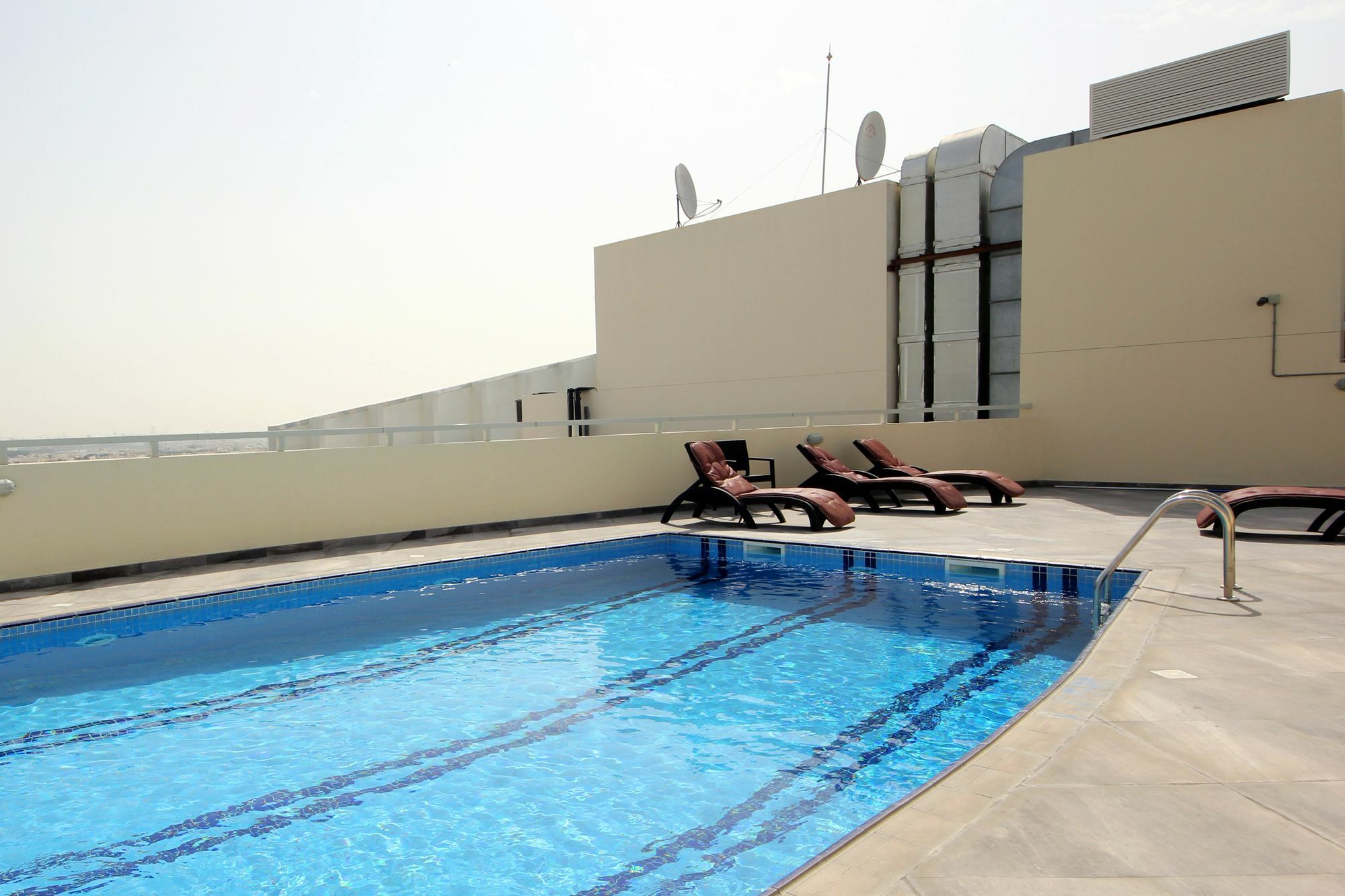 Spacious 2 Bedroom In Al Telal 11, Al Barsha 1 Dubai Exterior photo
