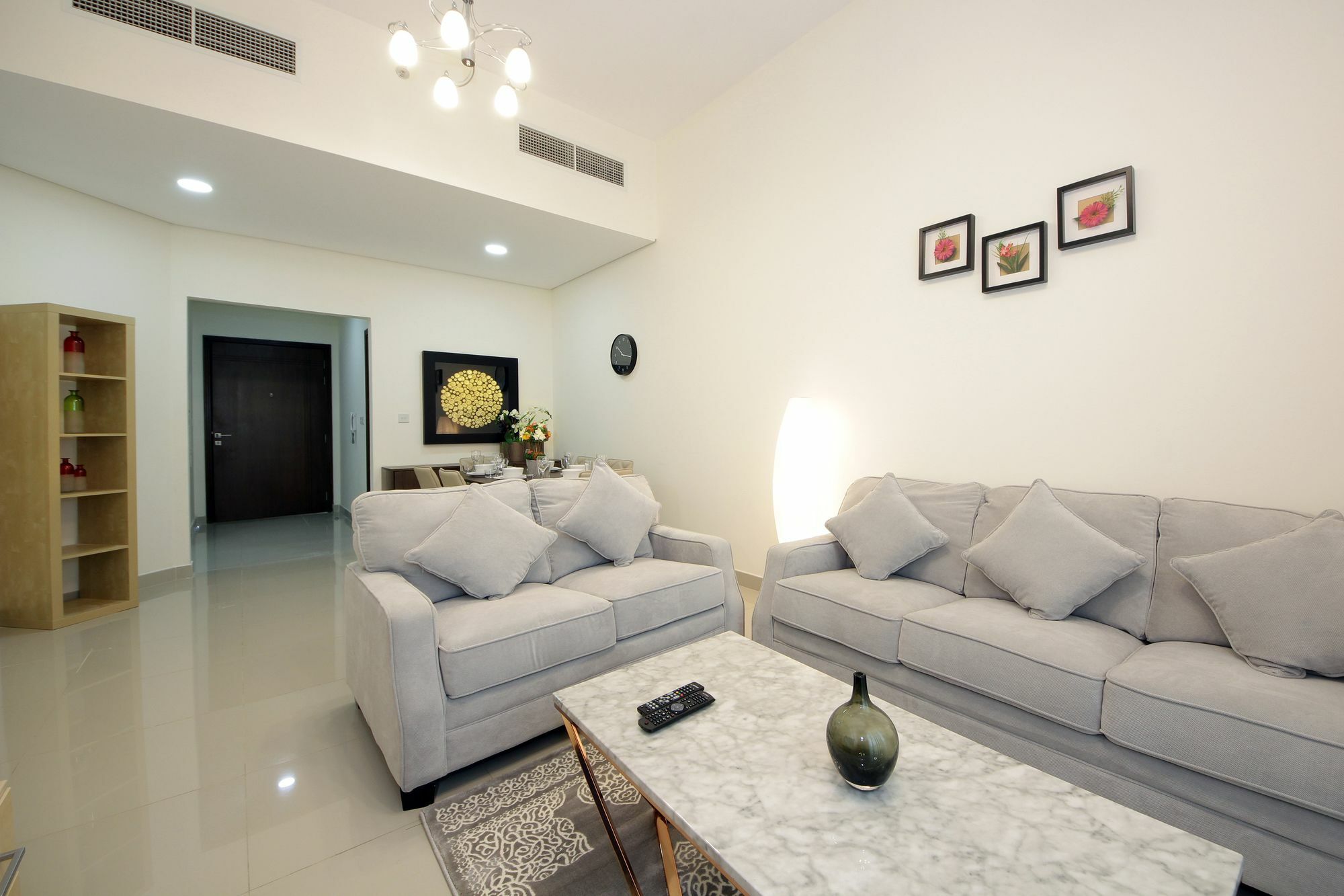 Spacious 2 Bedroom In Al Telal 11, Al Barsha 1 Dubai Exterior photo