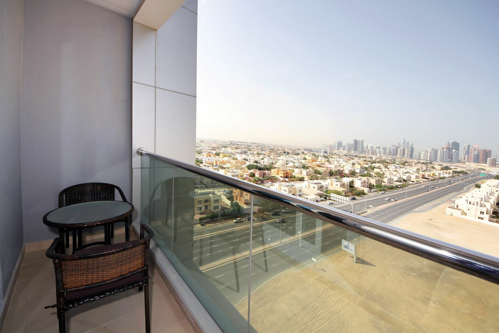 Spacious 2 Bedroom In Al Telal 11, Al Barsha 1 Dubai Exterior photo